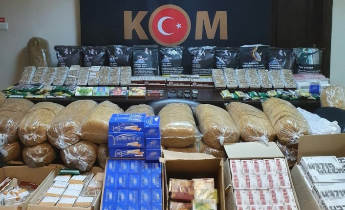 İzmir’de kaçakçılık operasyonu: 3 gözaltı