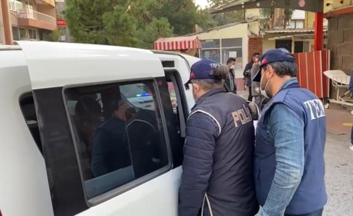 İzmir’de kritik DEAŞ operasyonu: 11 gözaltı