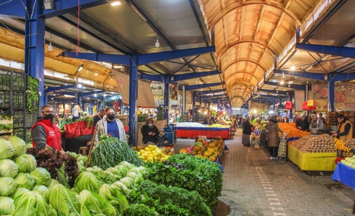 Karacabey’de pazar yerlerine karantina ayarı