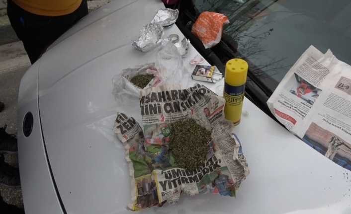 Kısıtlamayı fırsat bilen uyuşturucu satıcılarına polis engeli