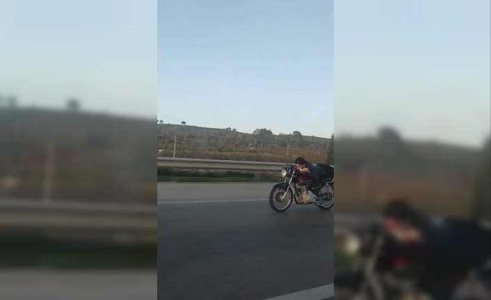 Motosiklet üzerinde ölümüne yolculuk