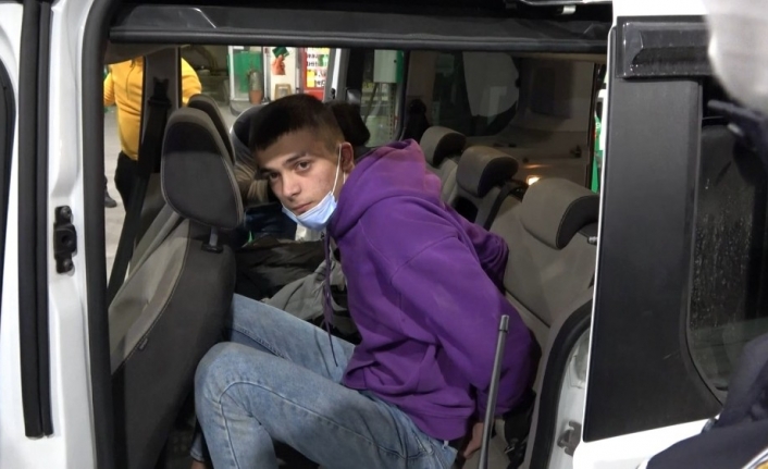 Sahte polis, gerçek sivil polise kimlik sorunca yakalandı