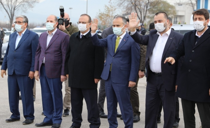 Suriye’ye ‘Kardeşlik üşümesin’ konvoyu