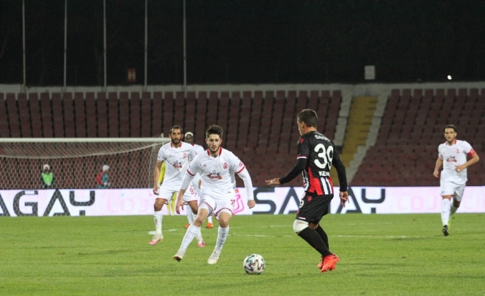 TFF. 1. Lig: Balıkesirspor: 0 - Yılport Samsunspor: 1 (İlk yarı sonucu)