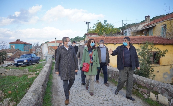 Ayvalık Belediyesi’nin “Kapınızdayız Yanınızdayız” Projesi hayata geçti