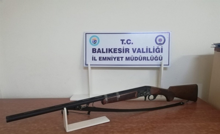 Balıkesir’de 8 aranan şahıs yakalandı