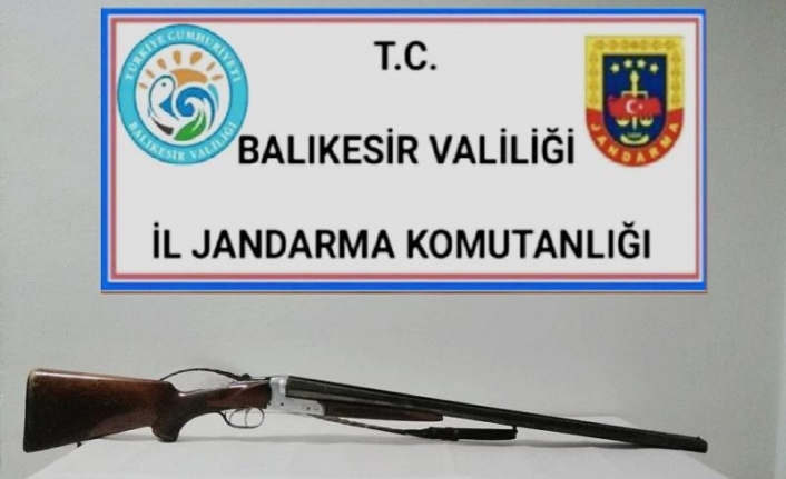 Balıkesir’de jandarma 18 aranan şahsı yakaladı