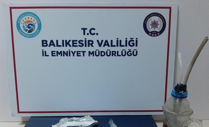 Balıkesir’de polisten 19 kişiye uyuşturucu operasyon