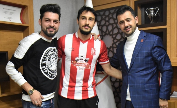 Balıkesirspor’dan  3 imza birden