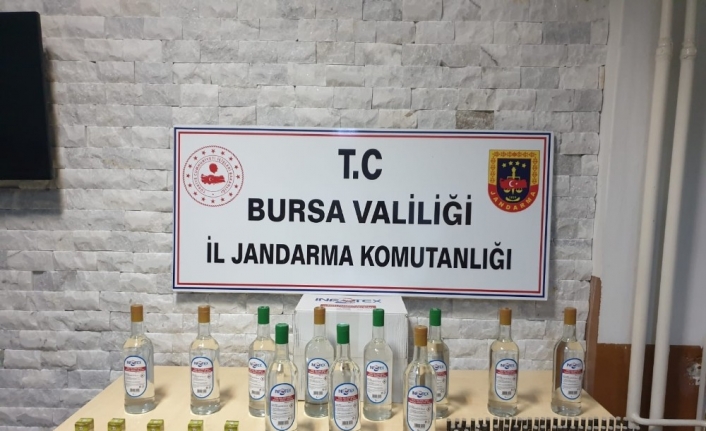 Bursa’da bir kişinin ölümü, bir kişinin de zehirlenmesiyle harekete geçen jandarma ekipleri bir kişiyi gözaltına aldı