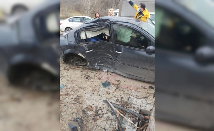 Bursa’da feci kaza: 3 yaralı