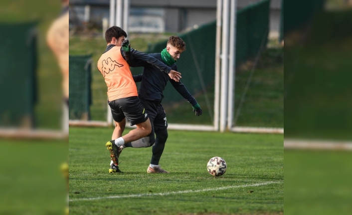 Bursaspor Altınordu maçı hazırlıkları devam ediyor