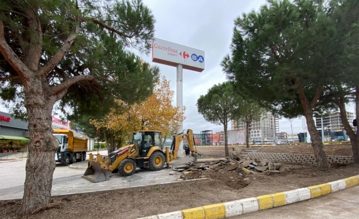 Büyükşehir, kente estetik ve güvenli alan kazandırıyor