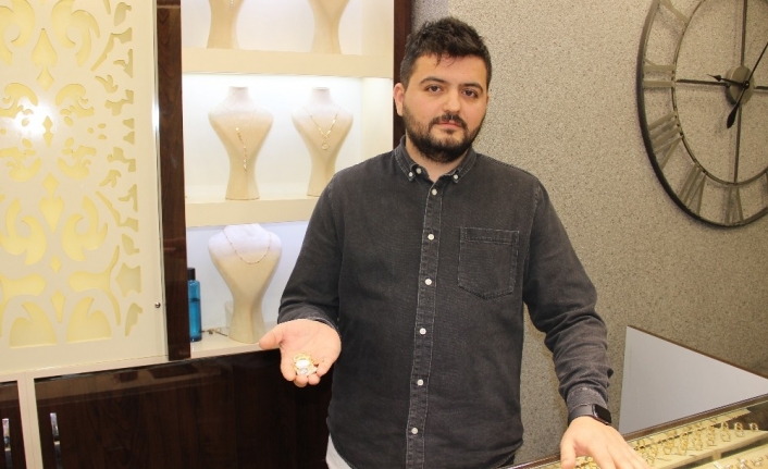 Dolandırıcıların yeni oyunu bir kuyumcuyu daha yaktı
