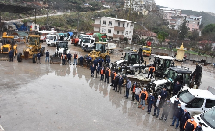 Gemlik Belediyesi ekipleri kışa hazır