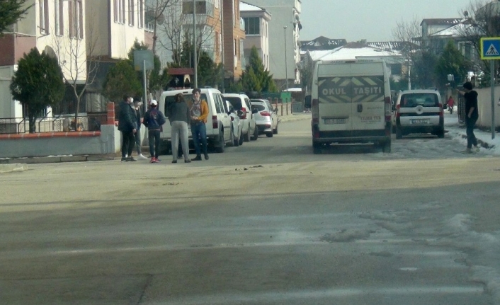 Havalar ısındı, çocuklar sokağa koştu
