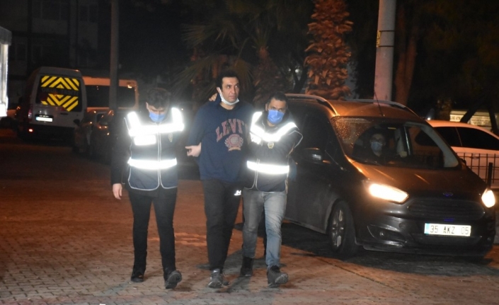 İzmir polisi dolandırıcıyı yemek yerken yakaladı