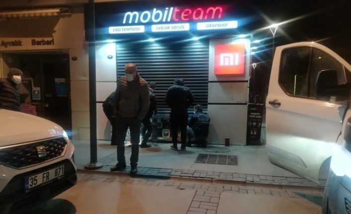 İzmir’de 13 yaşındaki çocuk 20 bin liralık cep telefonu çaldı