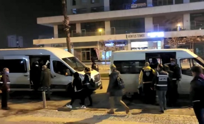 İzmir’de gizlice müşteri alınan masaj salonlarına fuhuş baskını: 10 tutuklama