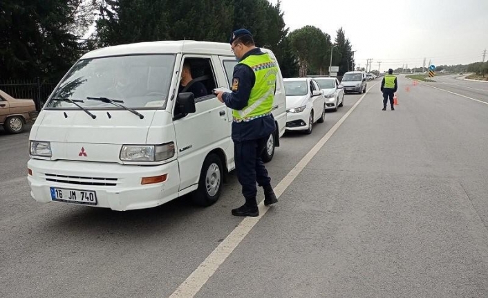 Jandarmadan emniyet kemeri uygulaması