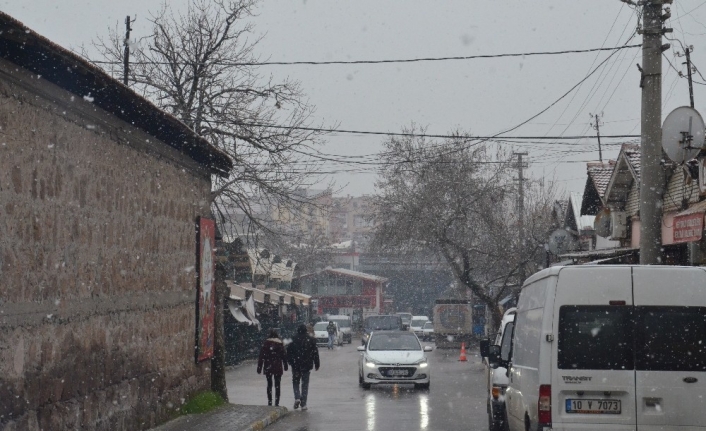 Kar yıllar sonra Balıkesir’e uğradı