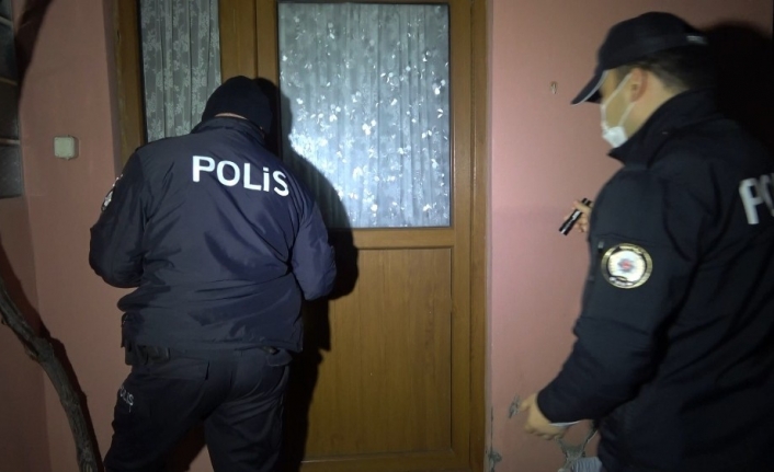 Kısıtlama saatinde hırsızları asker gördü, polis yakaladı