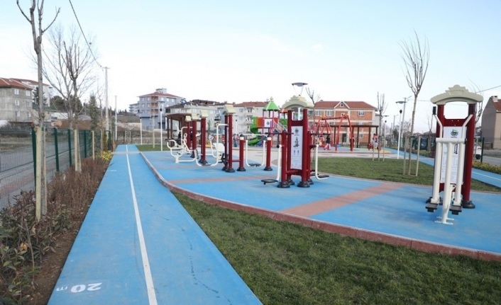 Yeniceköy’de çocuk oyun alanı hizmete girdi