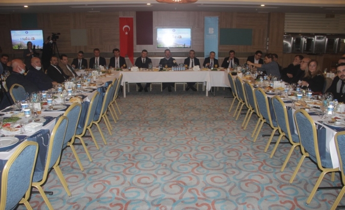 Balıkesir Büyükşehir Belediye Başkanı Yücel Yılmaz Edremit Körfezi Bölgesi vizyon projelerini tanıttı