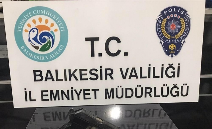 Balıkesir’de 16 aranan şahıs yakalandı