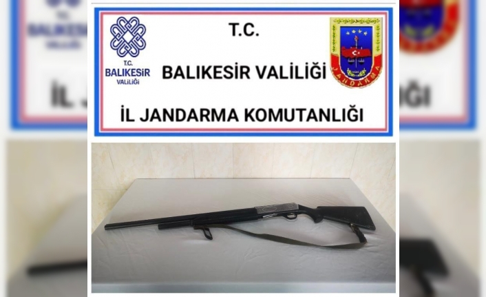 Balıkesir’de jandarma son 3 günde 25 aranan şahsı yakaladı