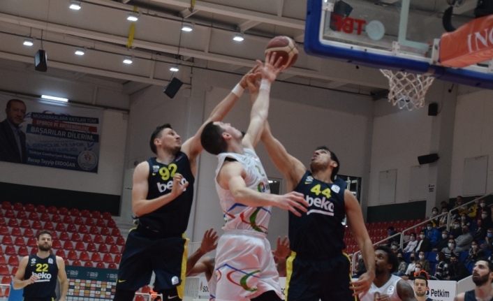 Basketbol Süper Ligi: Aliağa Petkim Spor: 67 - Fenerbahçe Beko: 80