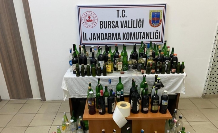 Bursa’da 110 litre kaçak içki ele geçirildi