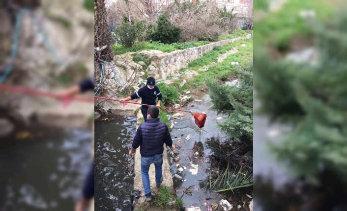 Erdek’te dere yatağı temizlendi