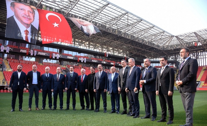 İzmir kulüpleri tüm Türkiye’ye örnek oldu