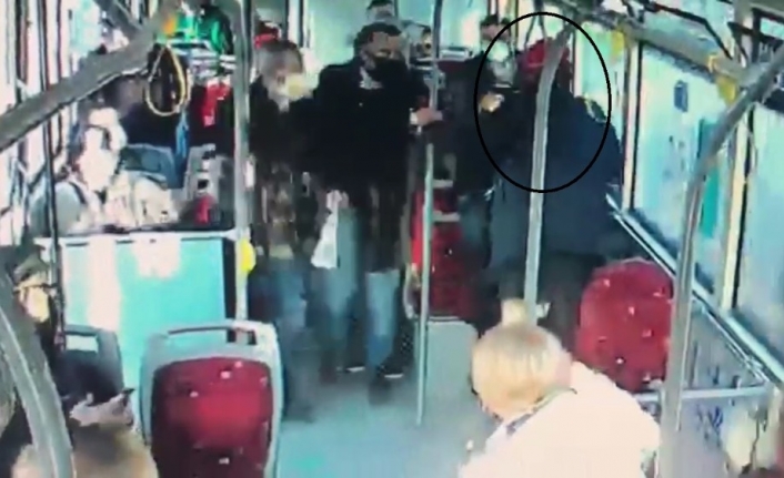 İzmir’de tesettürlü kadına saldırının görüntüleri ortaya çıktı