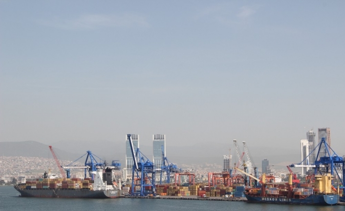 İzmir’in dış ticaret hacmi 20 milyar doları aştı