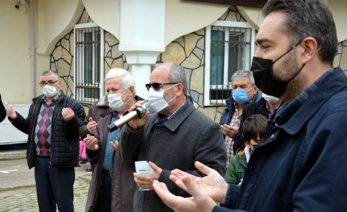 Mudanya’dan savaş mağdurlarına yardım tırı