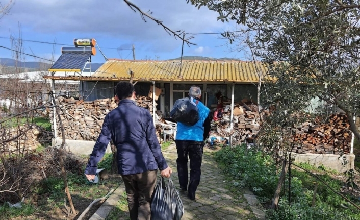 Müftülükten ihtiyaç sahiplerine gıda yardımı