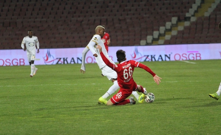 TFF 1. Lig: Balıkesirspor: 3 - Akhisarspor: 0