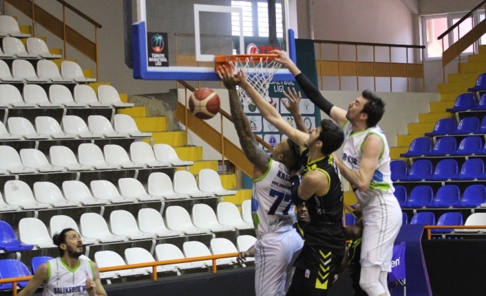 Türkiye Basketbol Ligi: Balıkesir Büyükşehir Belediyespor: 85 - İstanbul Basket: 79