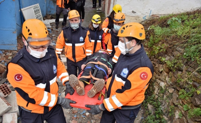 Yıldırım’da nefes kesen tatbikat