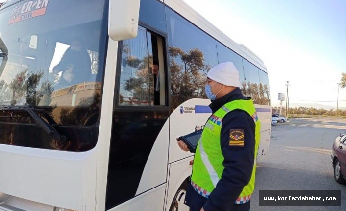 Balıkesir'de 87 araç trafikten men edildi. Yayalara da öncelik tanımayan sürücülere cezai işlem uygulandı