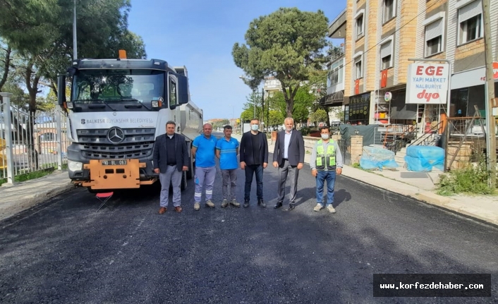 AK Partili Ali Gür’den Büyükşehir Belediyesi’nin asfalt hamlesine tam destek