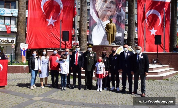 EDREMİT’TE TBMM'NİN AÇILIŞININ 101. YIL DÖNÜMÜ VE 23 NİSAN ULUSAL EGEMENLİK VE ÇOCUK BAYRAMI CUMHURİYET MEYDANINDA YAPILAN TÖRENLE KUTLANDI