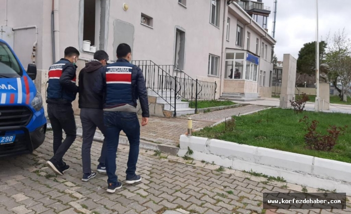 Jandarma Fetö operasyonunda aralarında aktif görevde infaz ve diyanet mensubu da olan 11 kişiyi göz altına aldı