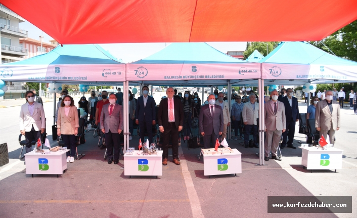 ‘Hediye Karavanı’ Balıkesir’den yola çıktı