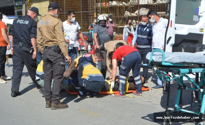 Son Dakika: Ayvalık’ta otomobil ile motosiklet çarpıştı;  iki bekçi yaralandı