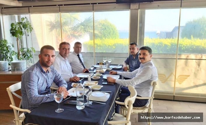Kaymakam Ünsal, Siyasi Parti İlçe Başkanları ile bir araya geldi.