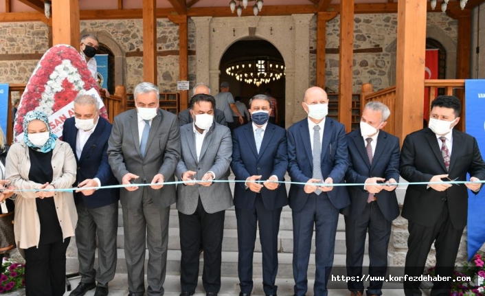 Restorasyonu Yapılan Kasaplar Camii Yeniden İbadete Açıldı