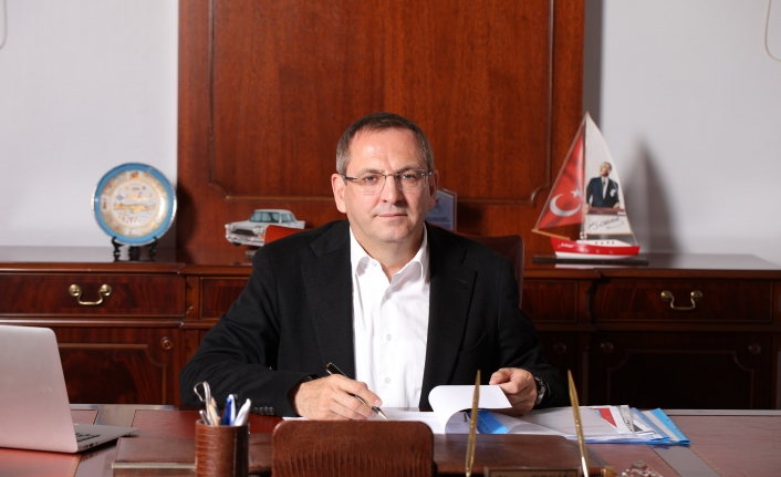 Ayvalık Belediye Başkanı Mesut Ergin, 30 Ağostos "Büyük Zafer" mesajı yayımladı.